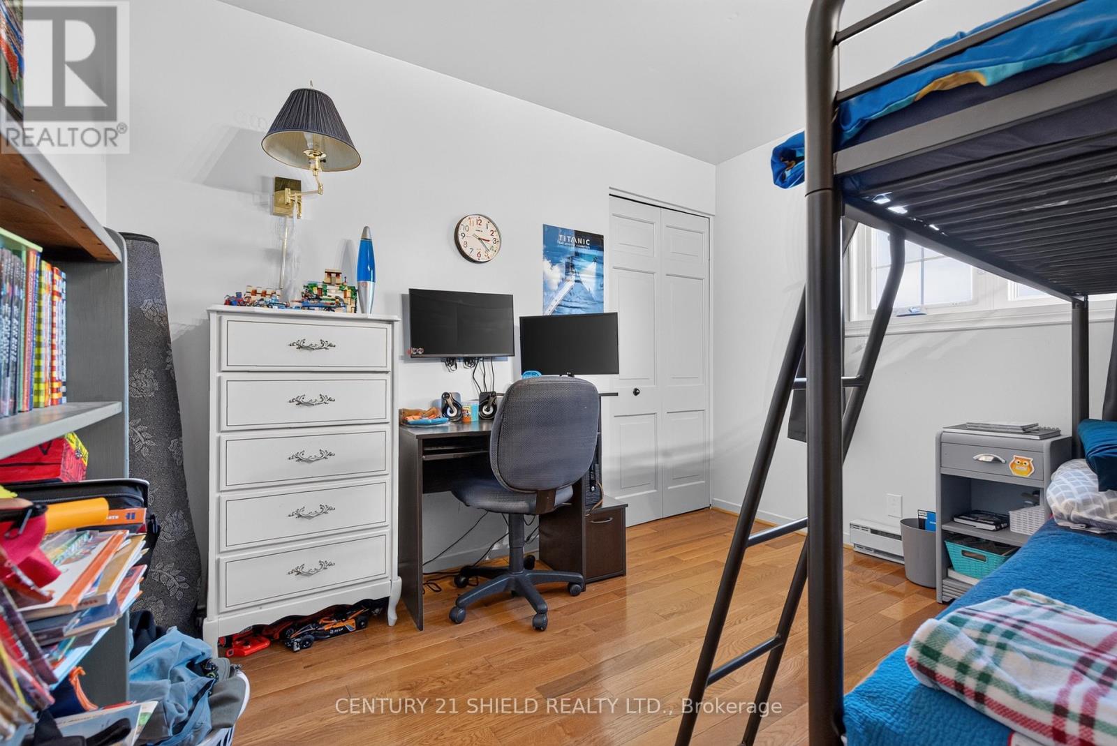 1319 AUBIN AVENUE - 30