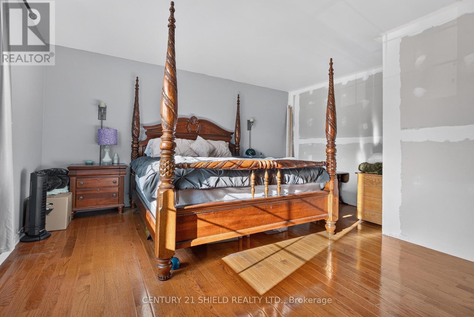 1319 AUBIN AVENUE - 35