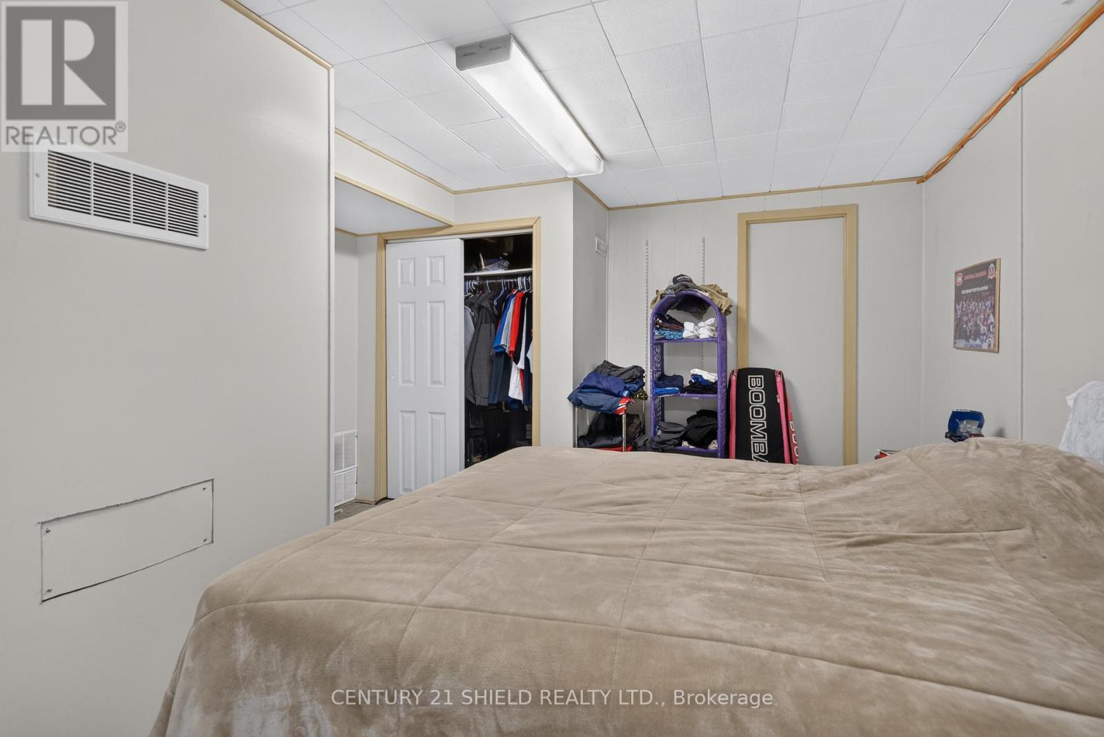 1319 AUBIN AVENUE - 42