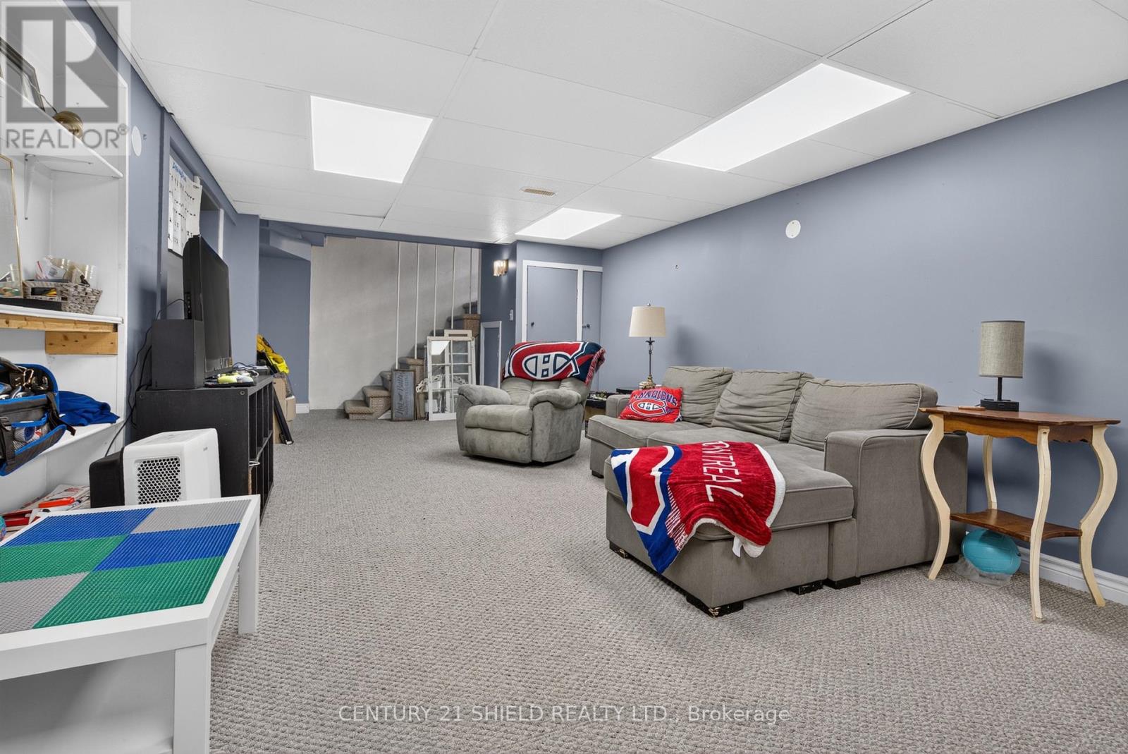1319 AUBIN AVENUE - 43
