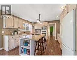 66 Goldsboro Avenue, photo 3