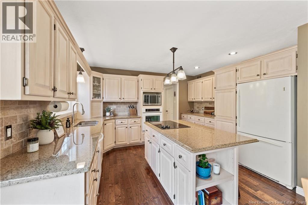 66 Goldsboro Avenue photo 4