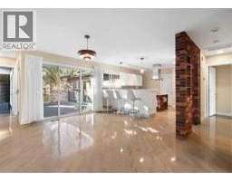 3pc Bathroom - 7132 Bow Crescent Nw, Calgary, AB T3B2B9 Photo 13