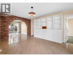 3pc Bathroom - 7132 Bow Crescent Nw, Calgary, AB T3B2B9 Photo 12