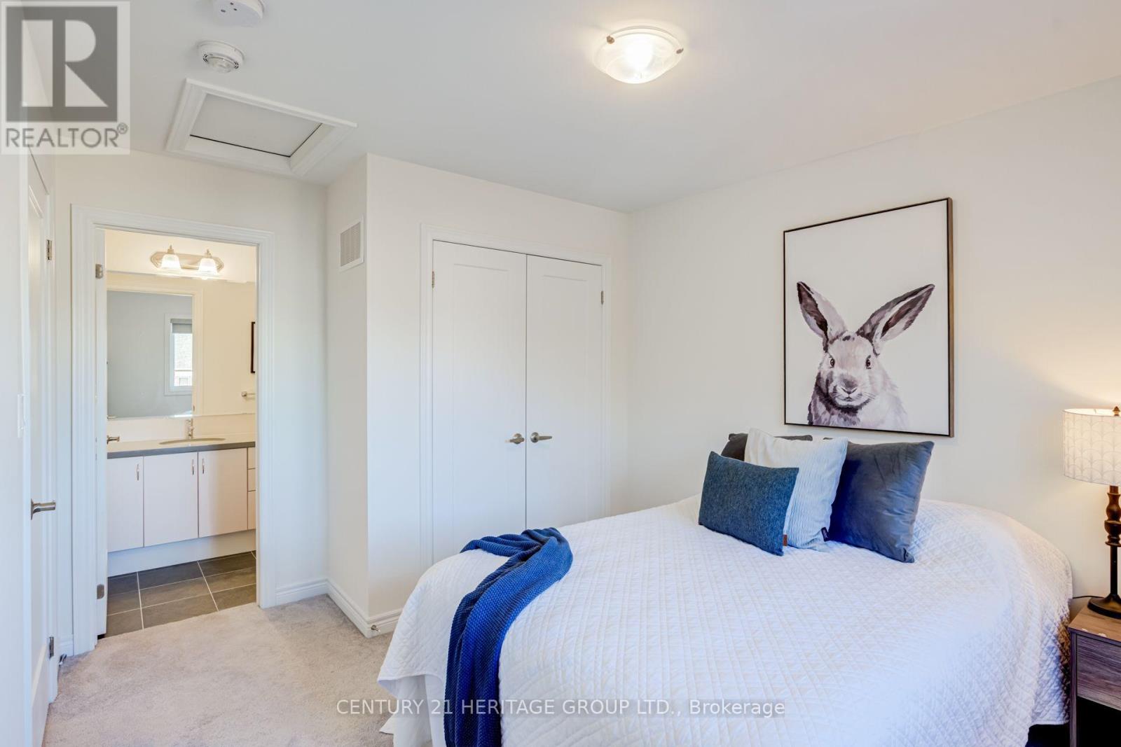 8 Pietrowski Drive, Georgina, ON photo 30