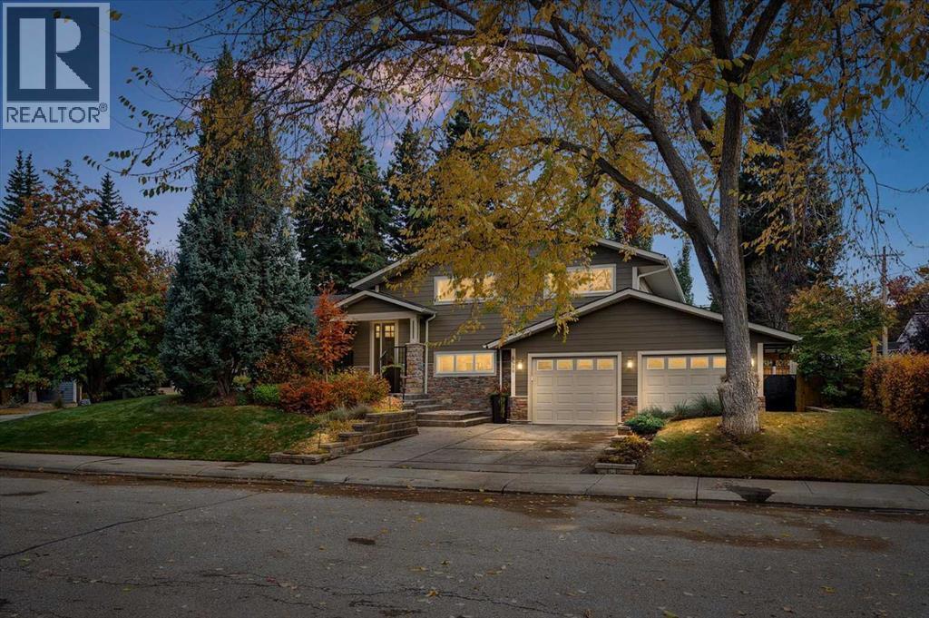 Photo of 6526 Laurentian Way SW, Calgary