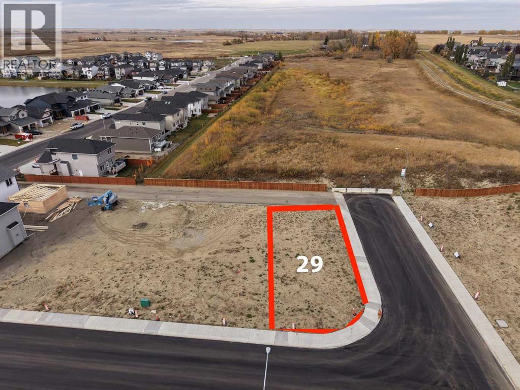 Photo of 4 Lakewood Way, Strathmore