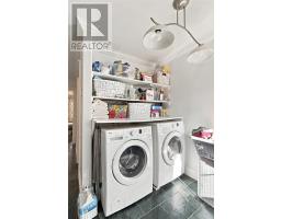 13 Burdell Place thumbnail 15