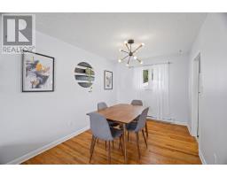 84 Canada Drive thumbnail 11