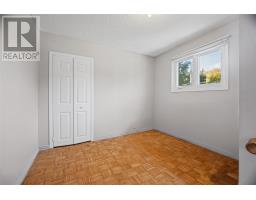 84 Canada Drive thumbnail 21