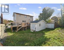 84 Canada Drive thumbnail 4