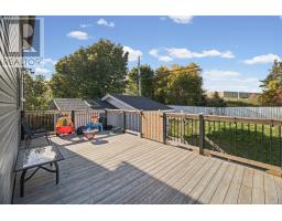 84 Canada Drive thumbnail 6