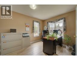 4pc Bathroom - 58d Harris Avenue, Brantford, ON N3R2E9 Photo 9