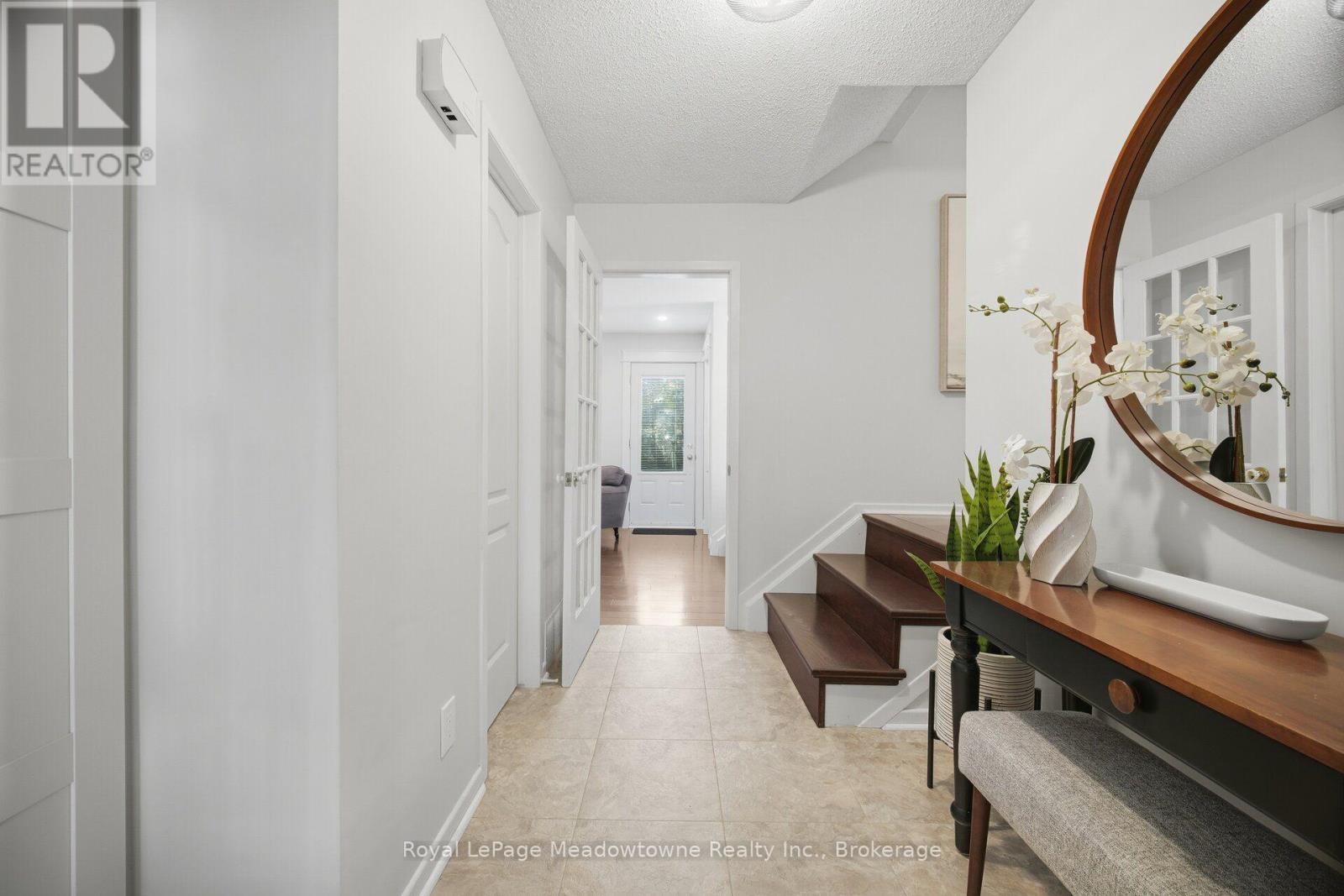 Photo of 322 KINGSWAY PLACE