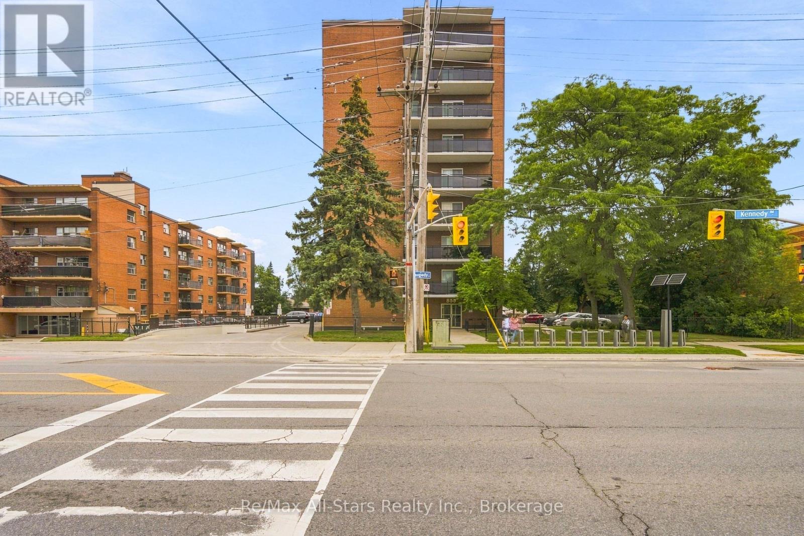 806- 855 Kennedy Road, Toronto, ON photo 2