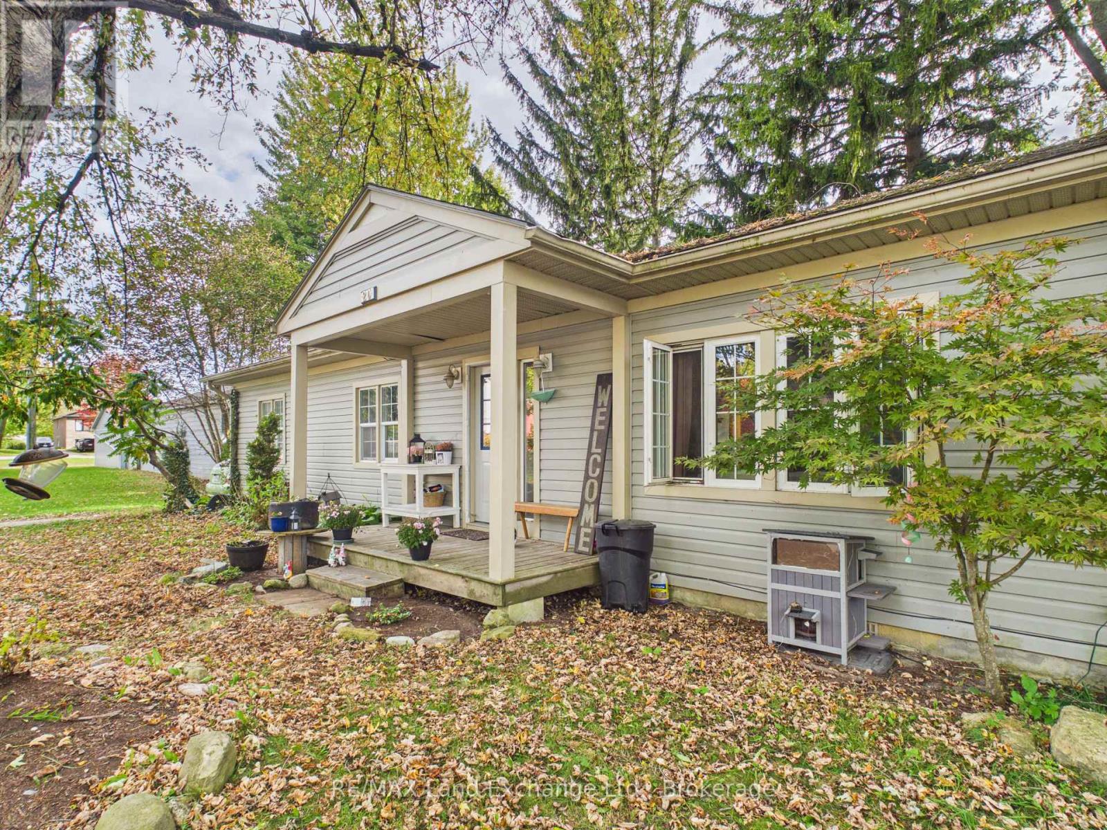 20 MANSE STREET, Kincardine — photo 2