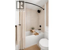 91 Montclair Avenue Unit# 1803, Toronto, ON M5P0B1 Photo 7