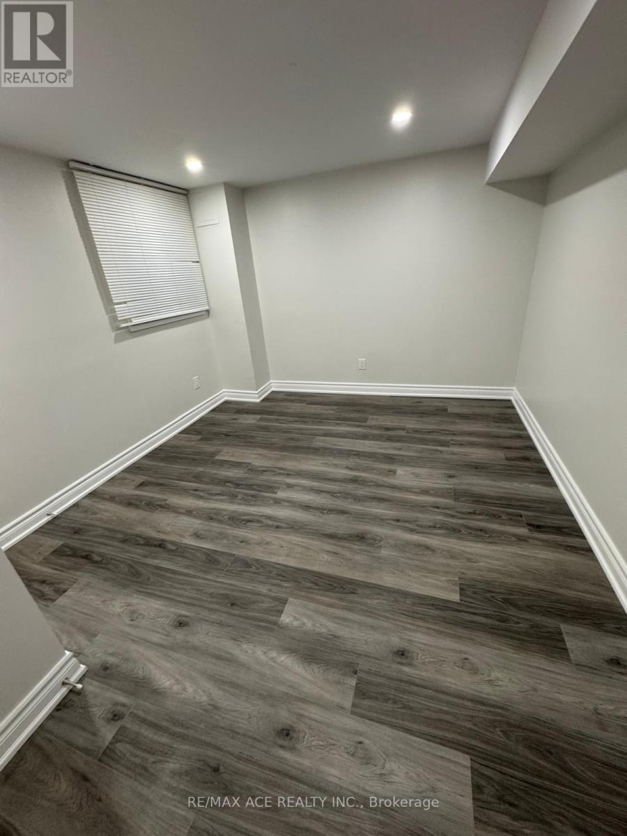 Bsmt- 1644 Pepperwood Gate, Pickering, ON photo 8
