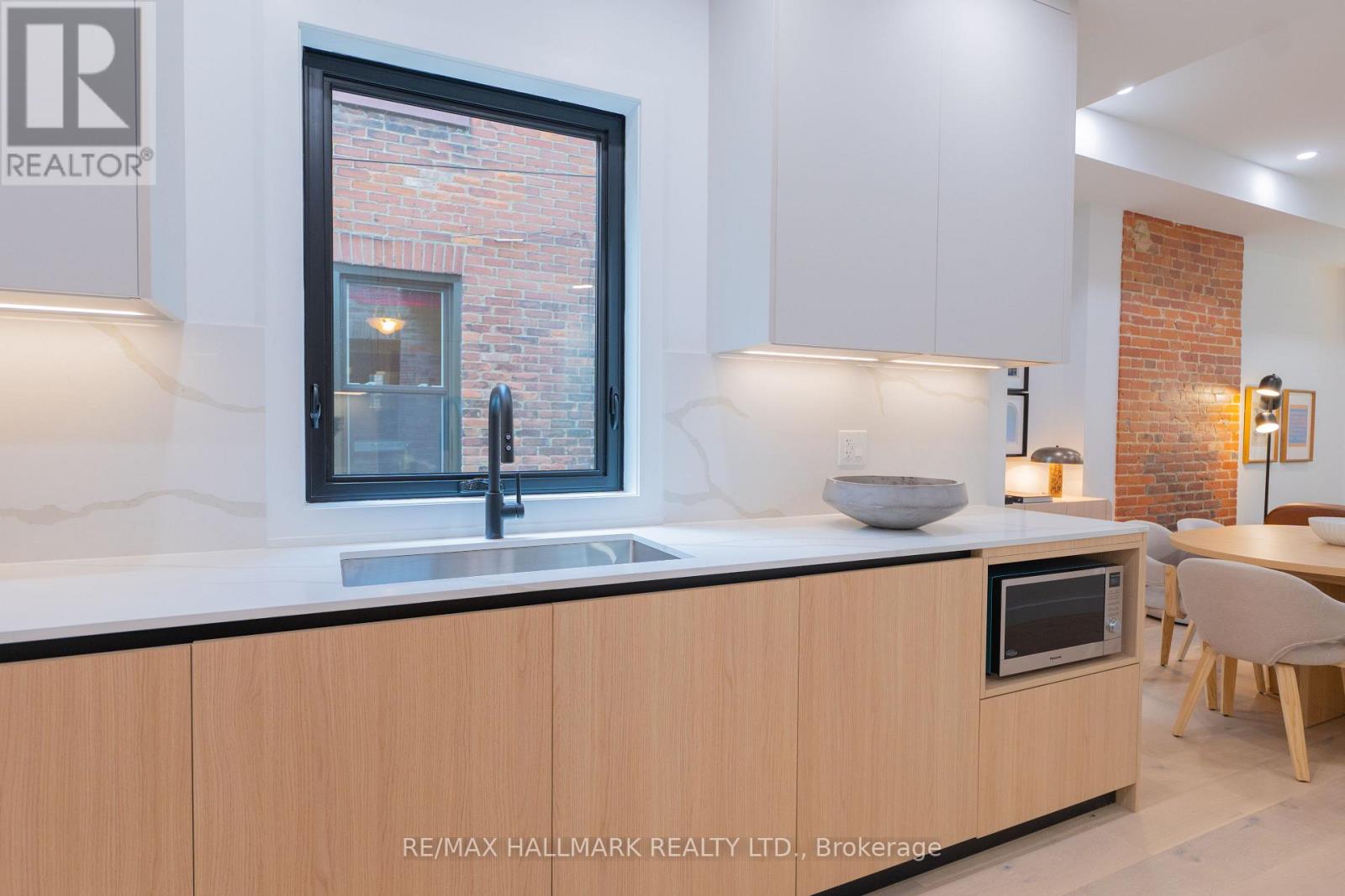 71 Langley Avenue, Toronto, ON photo 12