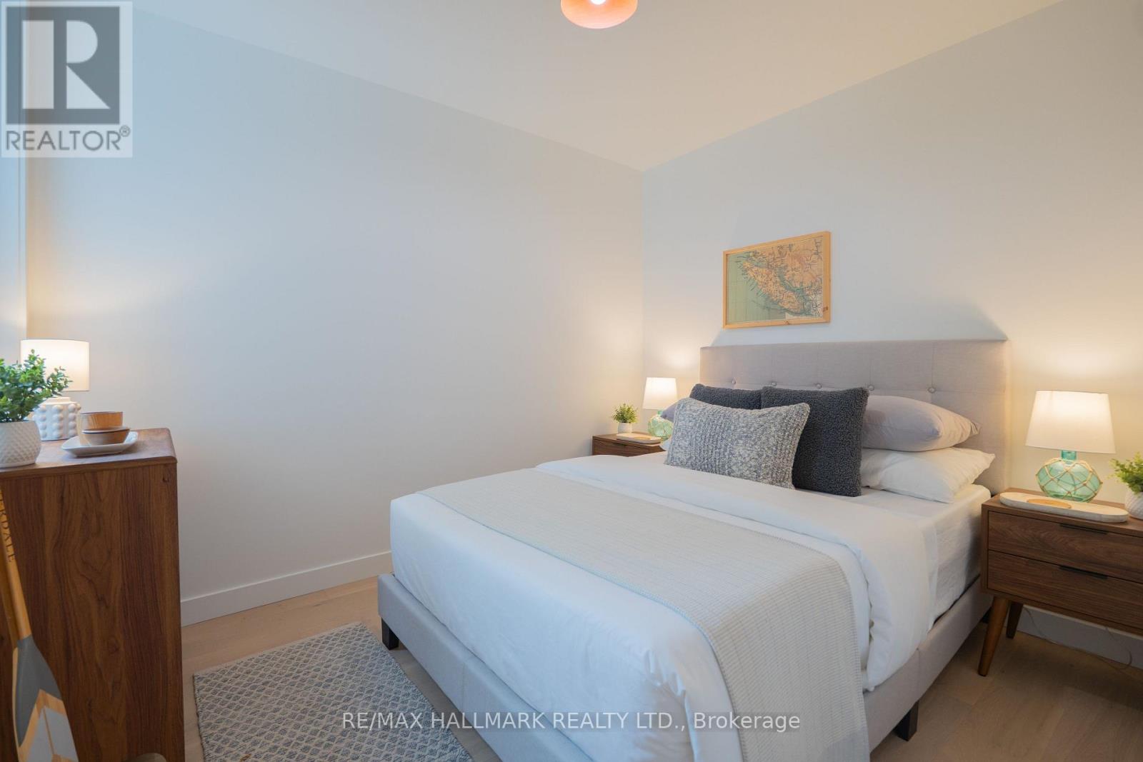 71 Langley Avenue, Toronto, ON photo 27
