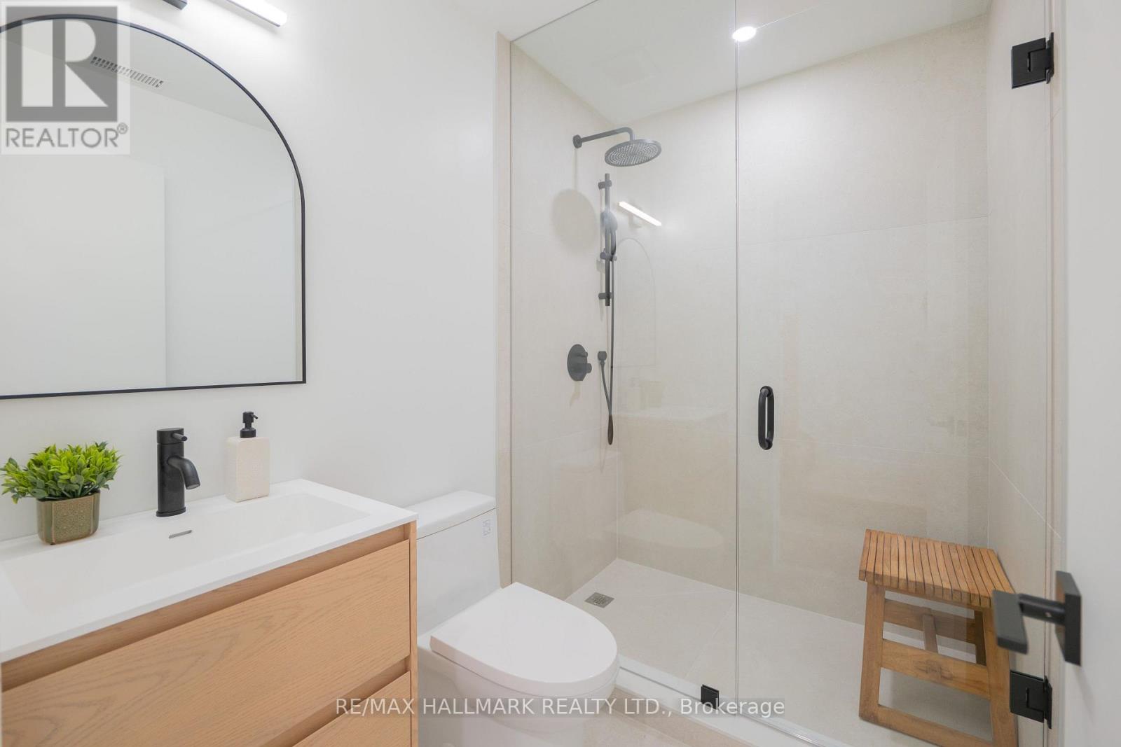 71 Langley Avenue, Toronto, ON photo 30