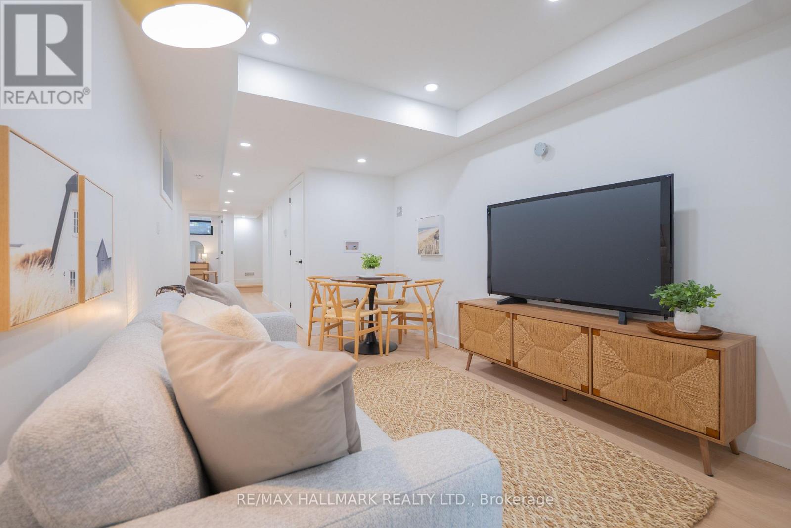 71 Langley Avenue, Toronto, ON photo 43