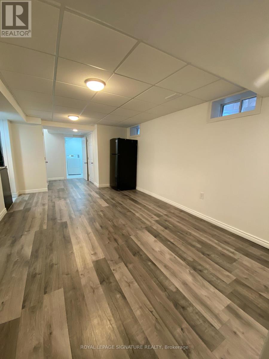 123 Mildenhall Place, Whitby, ON photo 8