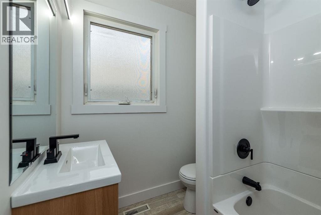5606 50th Street, photo 15 of 37