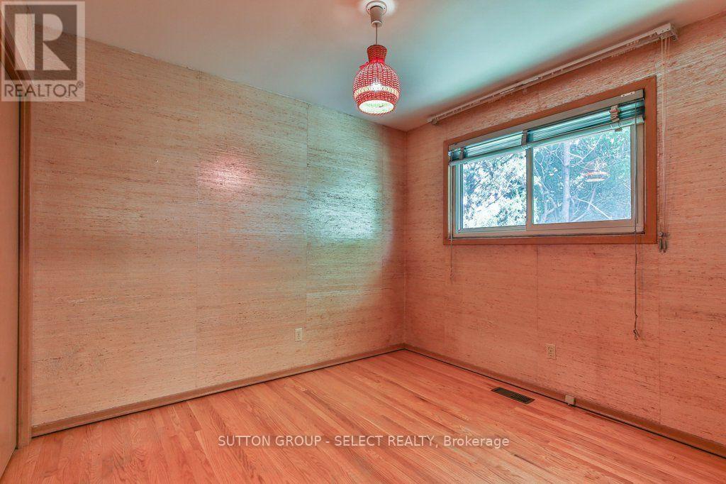 88 EBURY CRESCENT - 19