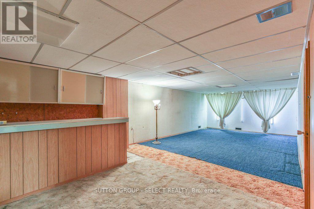 88 EBURY CRESCENT - 23