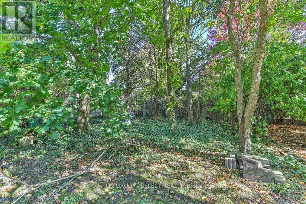 88 EBURY CRESCENT - 33