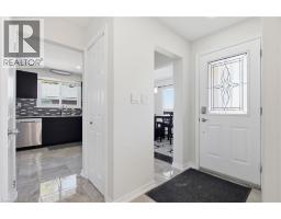 Kitchen - 90 June Street, Hamilton, ON L9A2R7 Photo 7