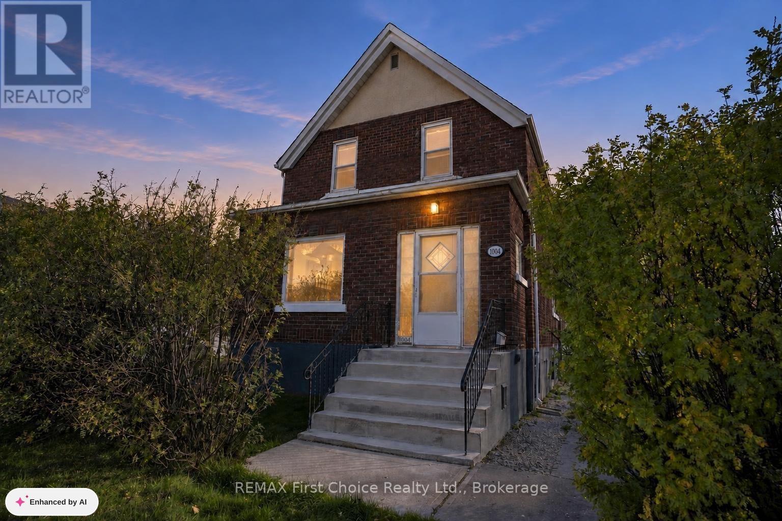 1004 Alberta