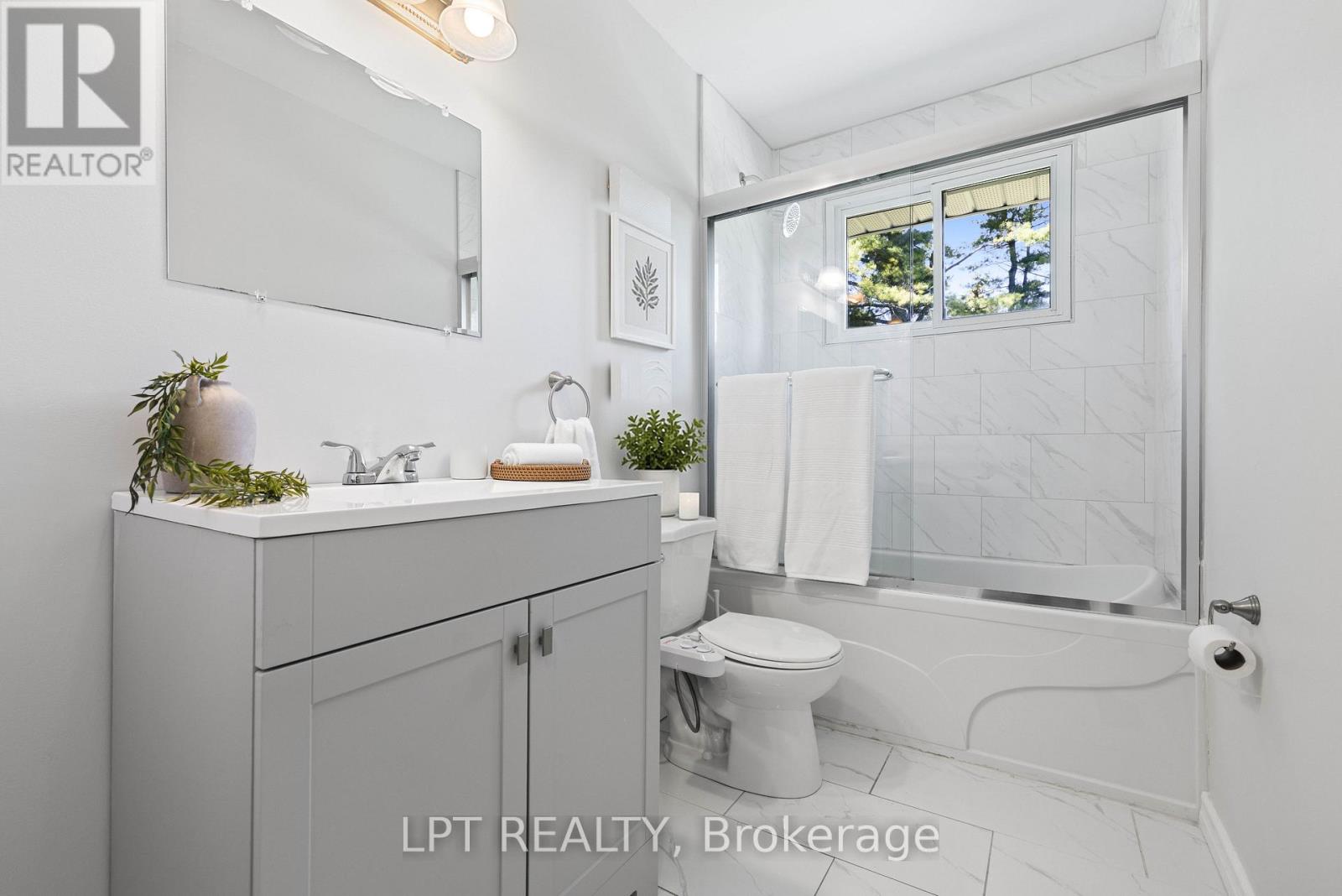 40 Rosemary Lane, Georgina, ON photo 19