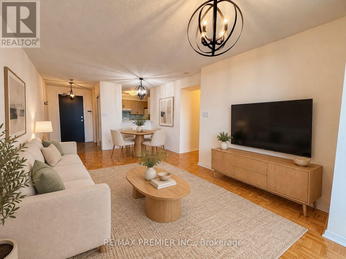 612- 29 Northern Heights Drive, Richmond Hill, ON photo 10