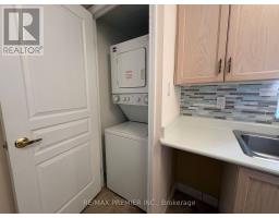 612 - 29 Northern Heights Drive, Richmond Hill, ON L4B4M4 Photo 6