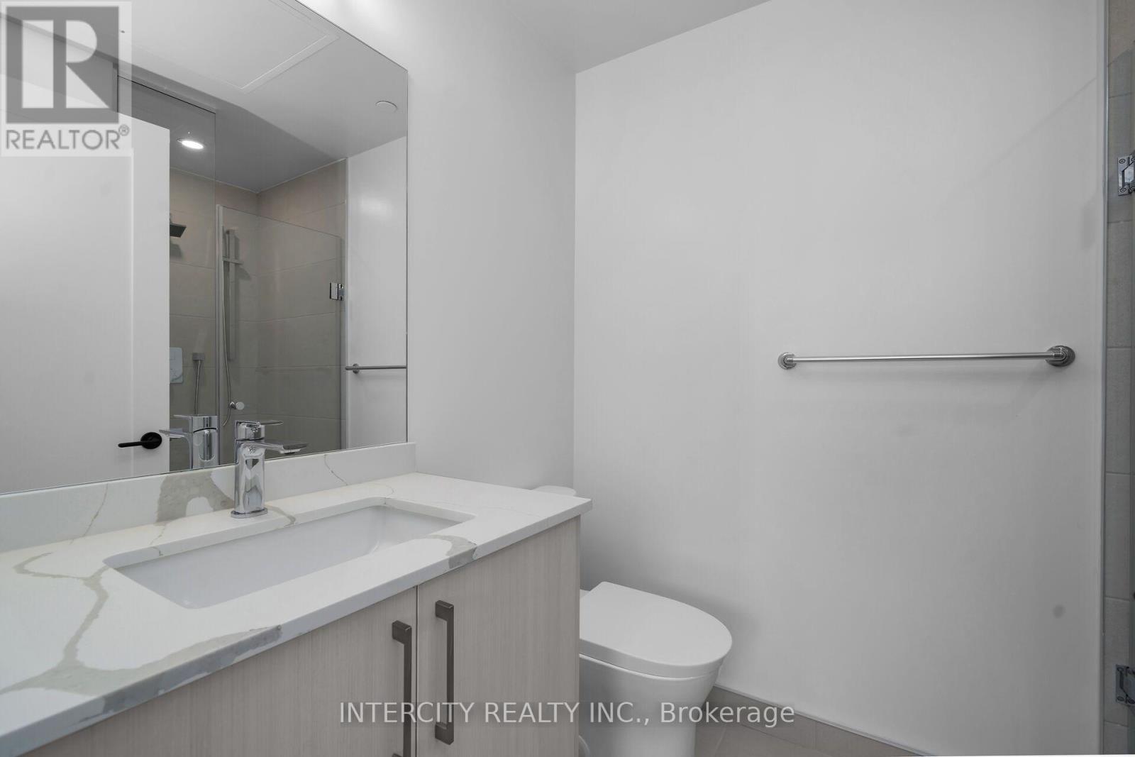 355- 2075 King Road, King, ON photo 16