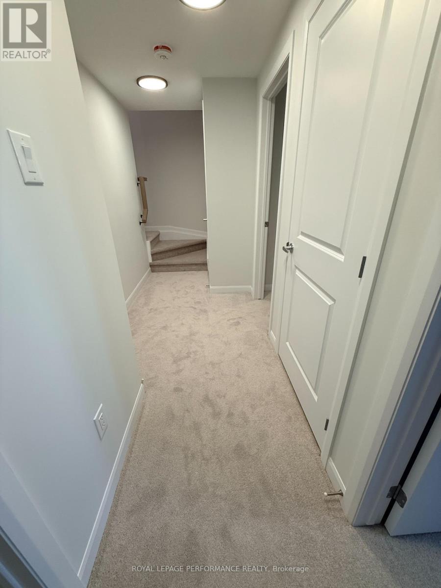 9 - 1001 Glenroy Gilbert Drive