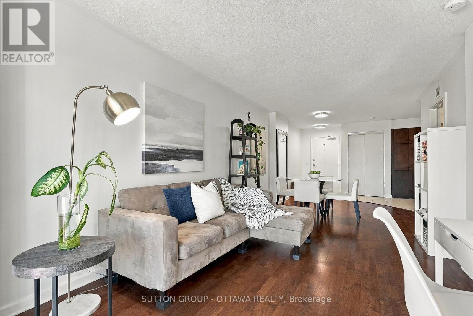 1 Bed, 1 Bath Condo for Sale in Ottawa – 1012 – 138 SOMERSET STREET W, Ottawa – MLS# X14106006 - Image 12