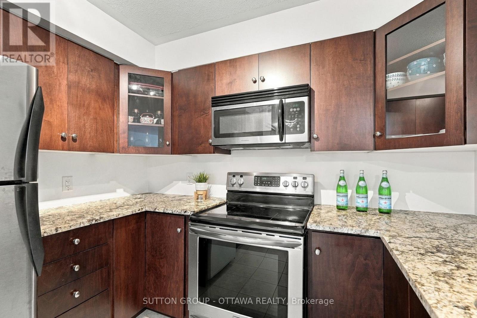 1 Bed, 1 Bath Condo for Sale in Ottawa – 1012 – 138 SOMERSET STREET W, Ottawa – MLS# X14106006 - Image 6