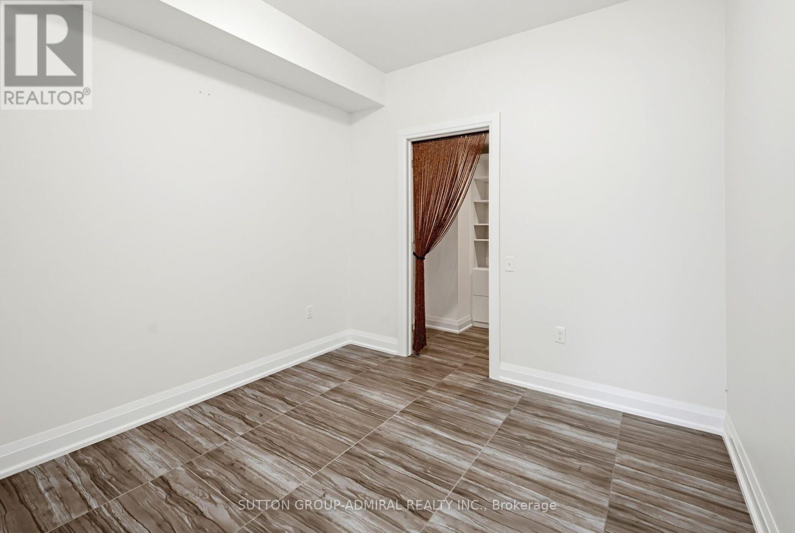 110-20 Koda Street, Barrie photo 14