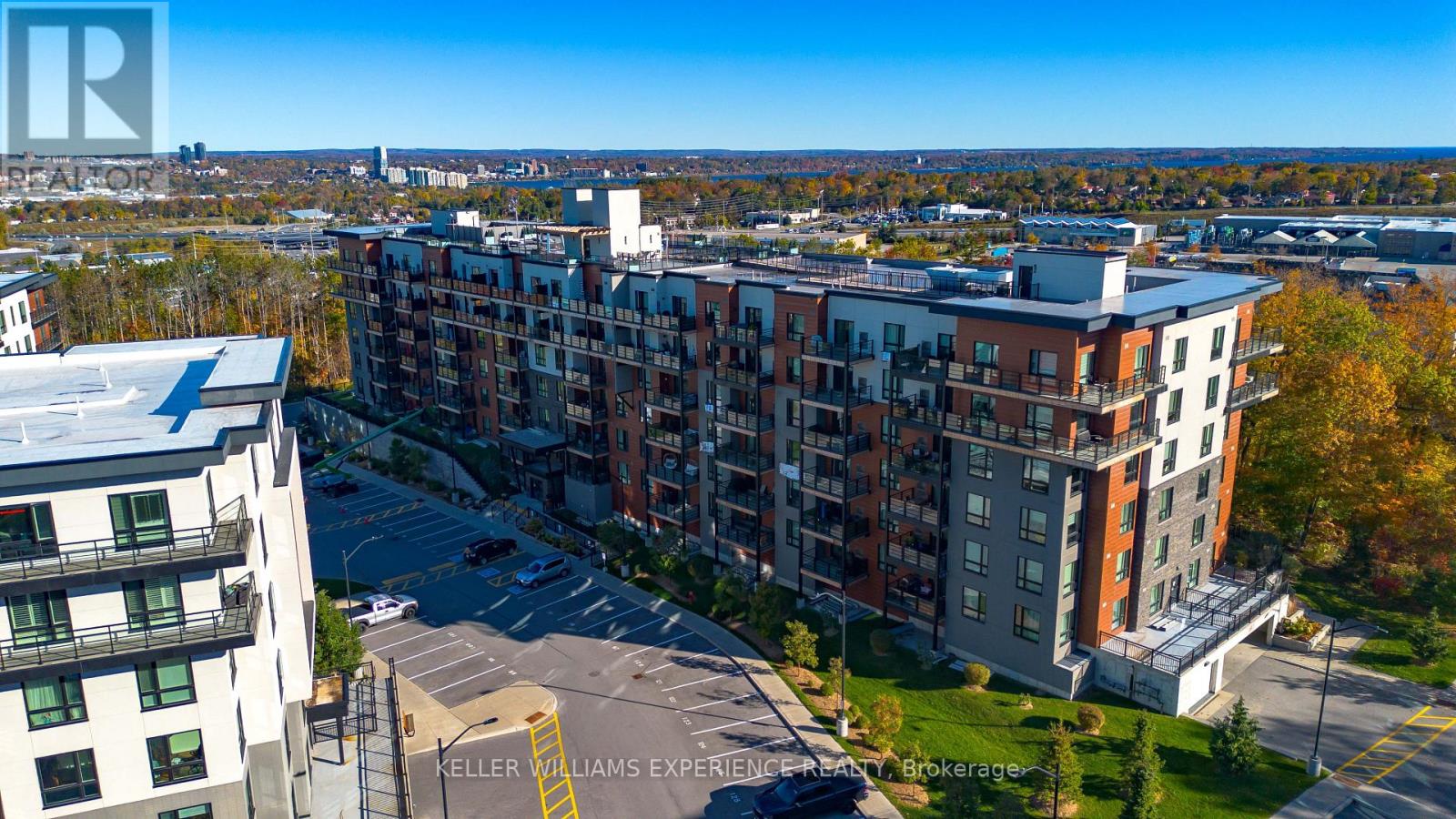 113- 302 Essa Road, Barrie, ON photo 13