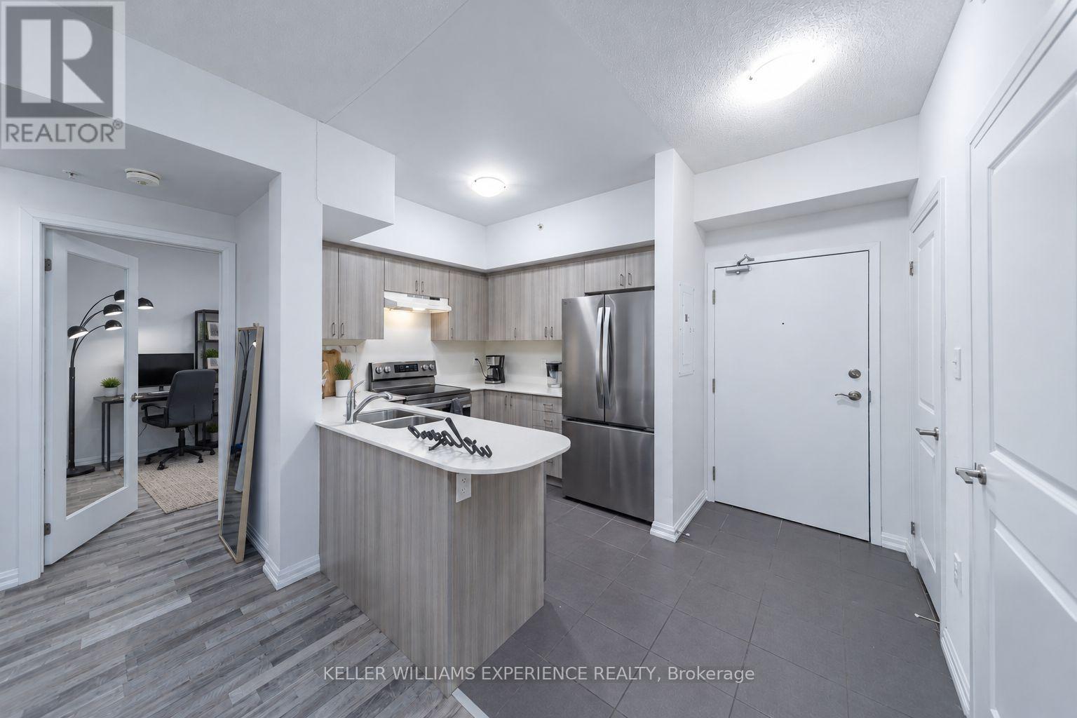 113- 302 Essa Road, Barrie, ON photo 3
