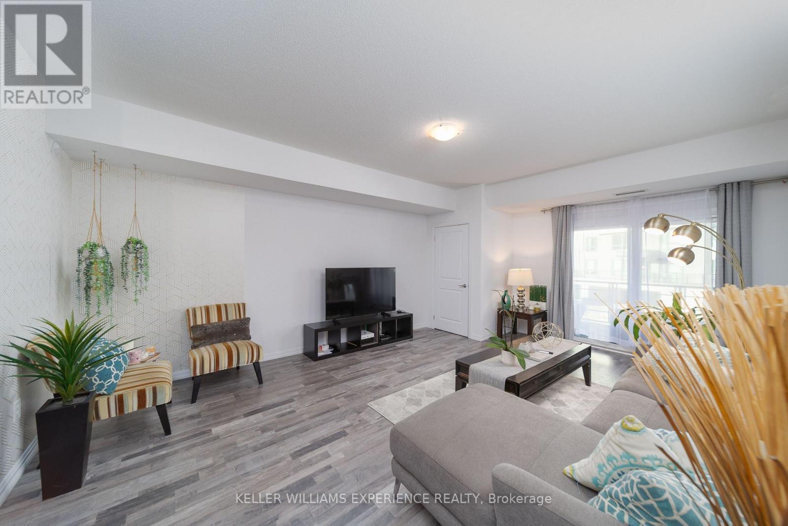 113- 302 Essa Road, Barrie, ON photo 4