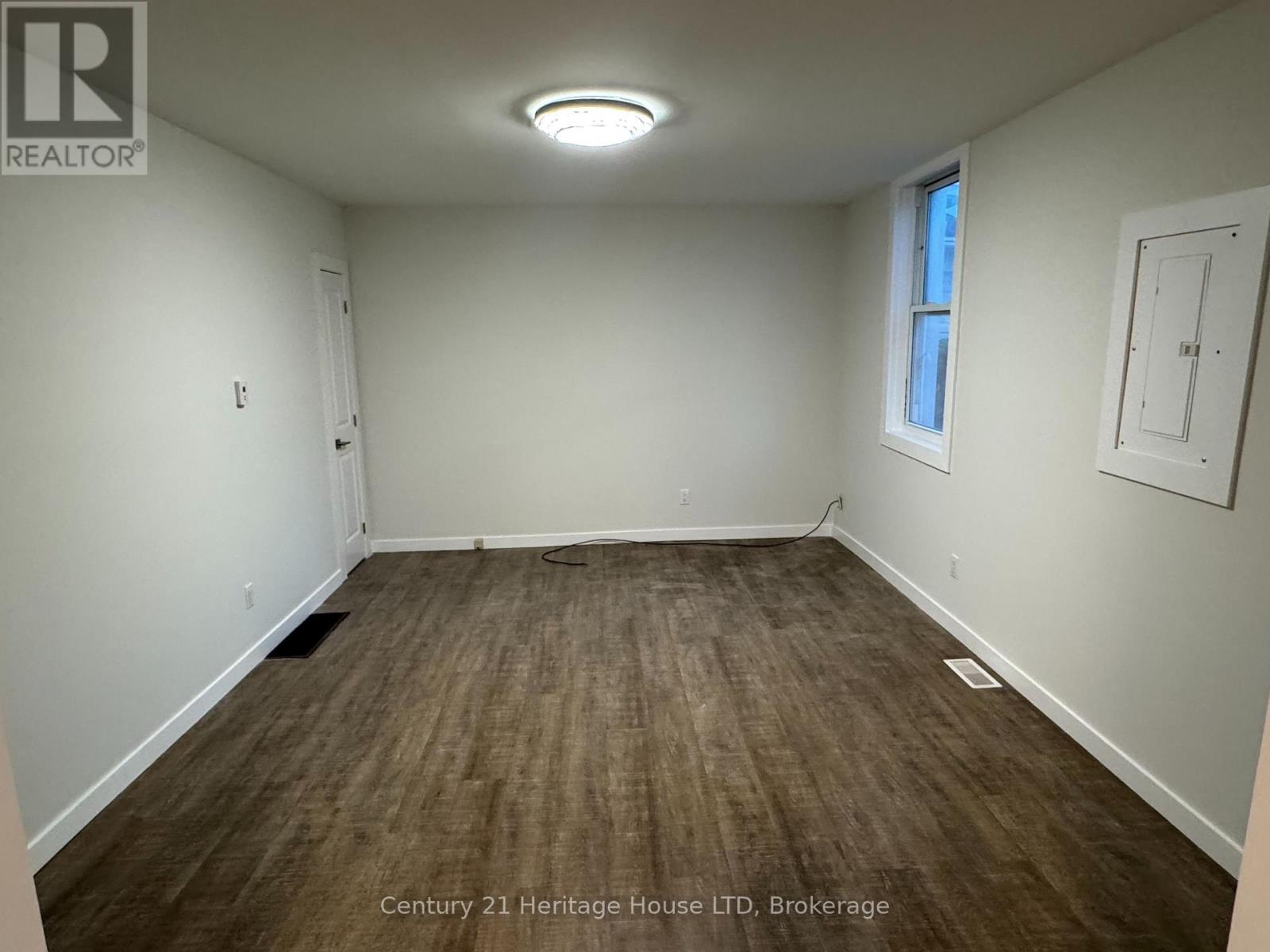 2 - 28 PRINCESS STREET, Fort Erie (Central) — photo 7