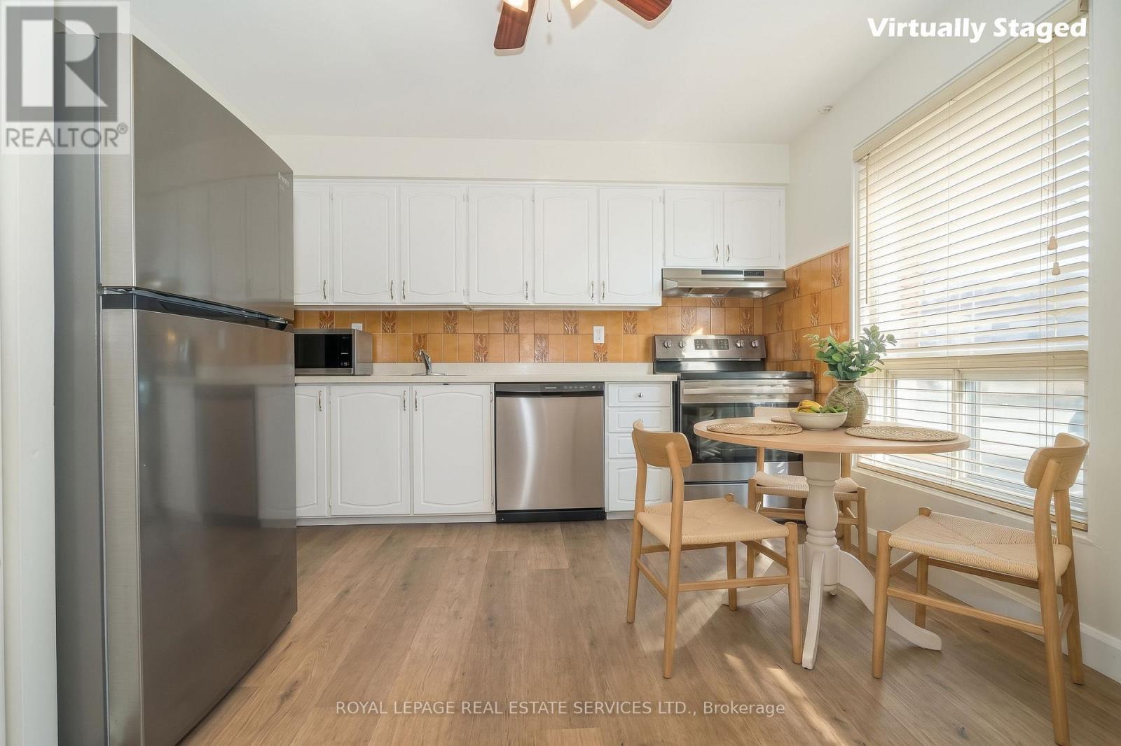 51- 707 Burnhamthorpe Road, Toronto, ON photo 3