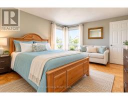 297 Kingsbridge Garden, Mississauga, ON L5R1L2 Photo 14