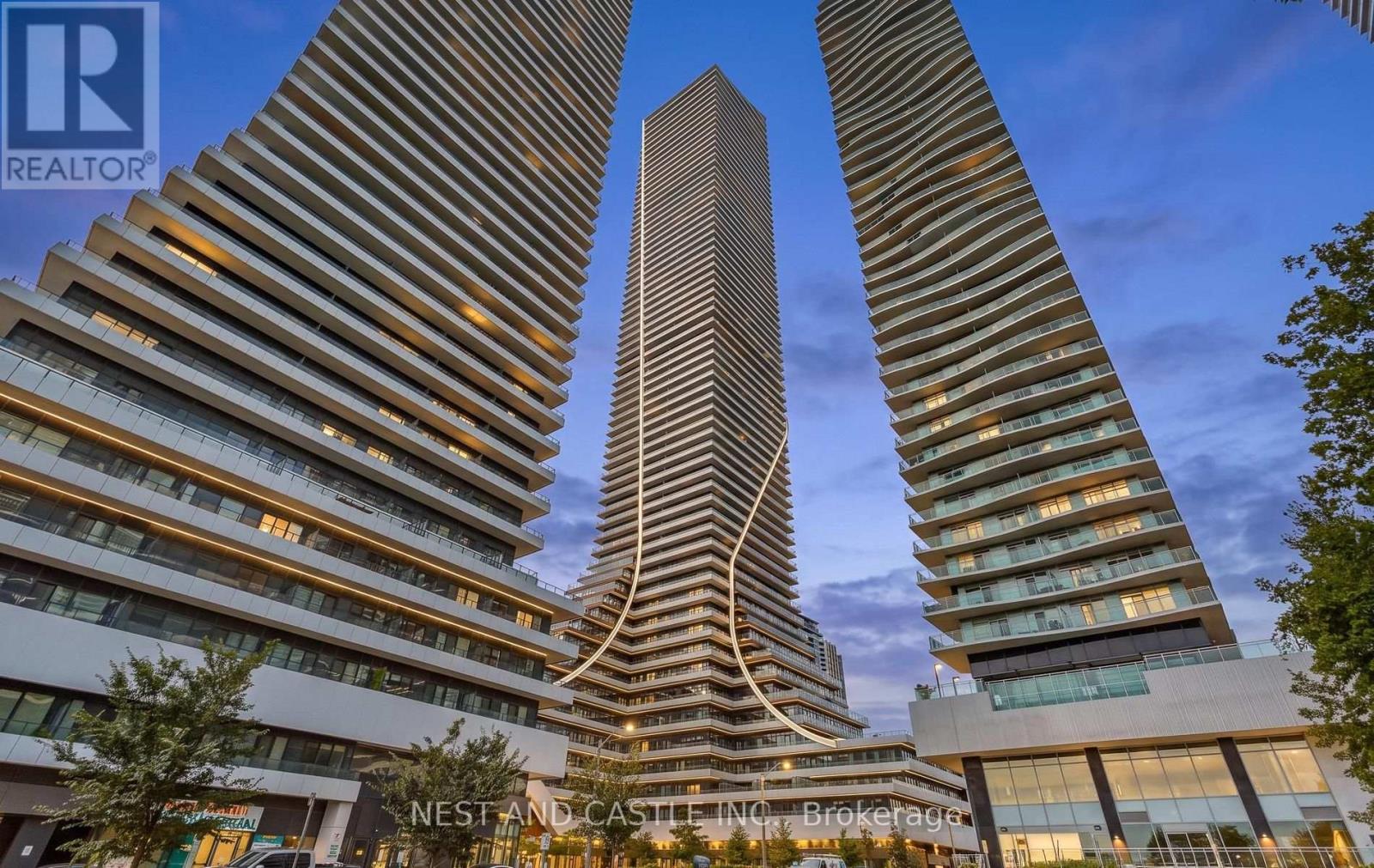 Mimico, ON photo 1