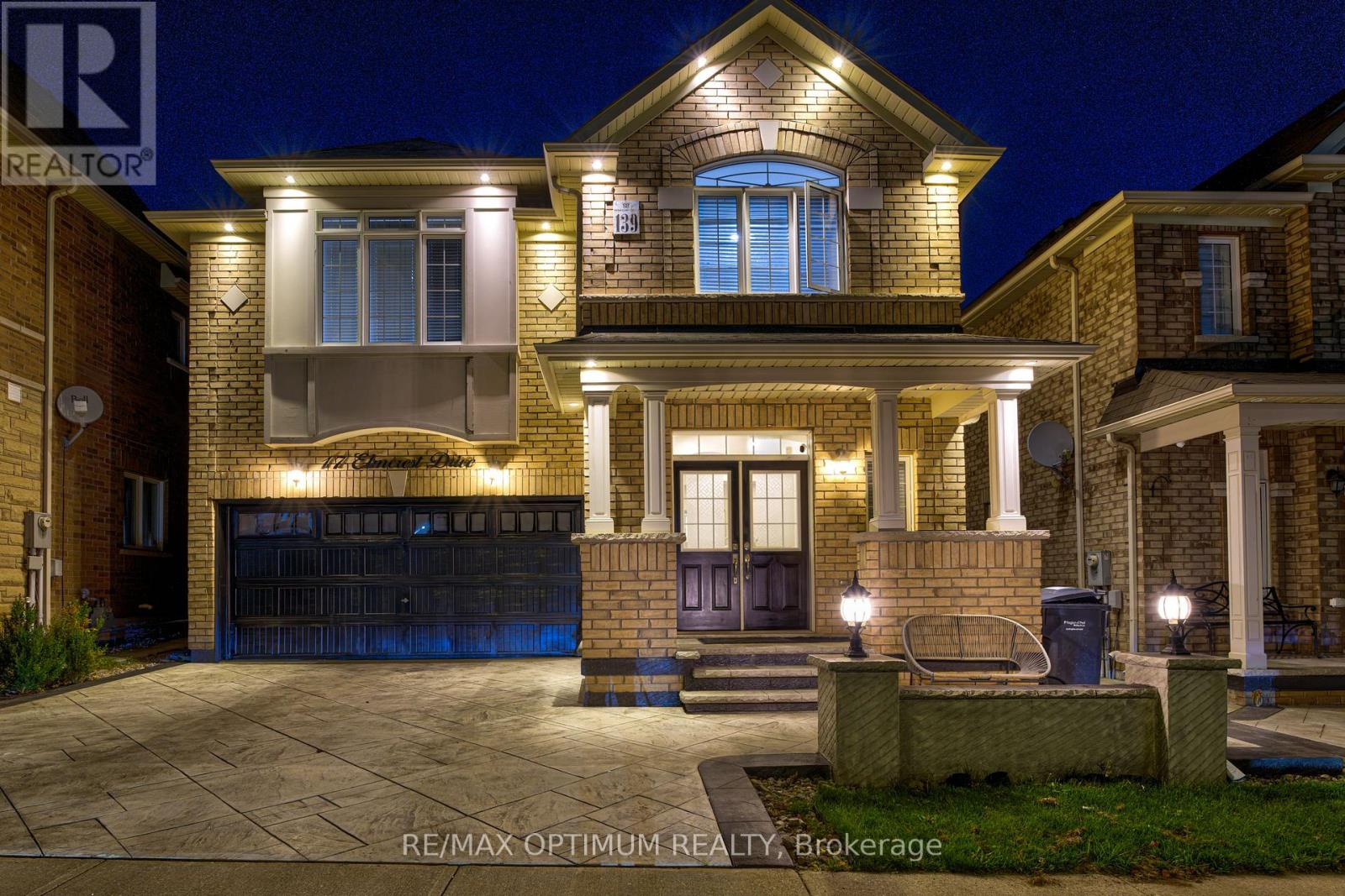 17 Elmcrest Drive, Brampton, ON