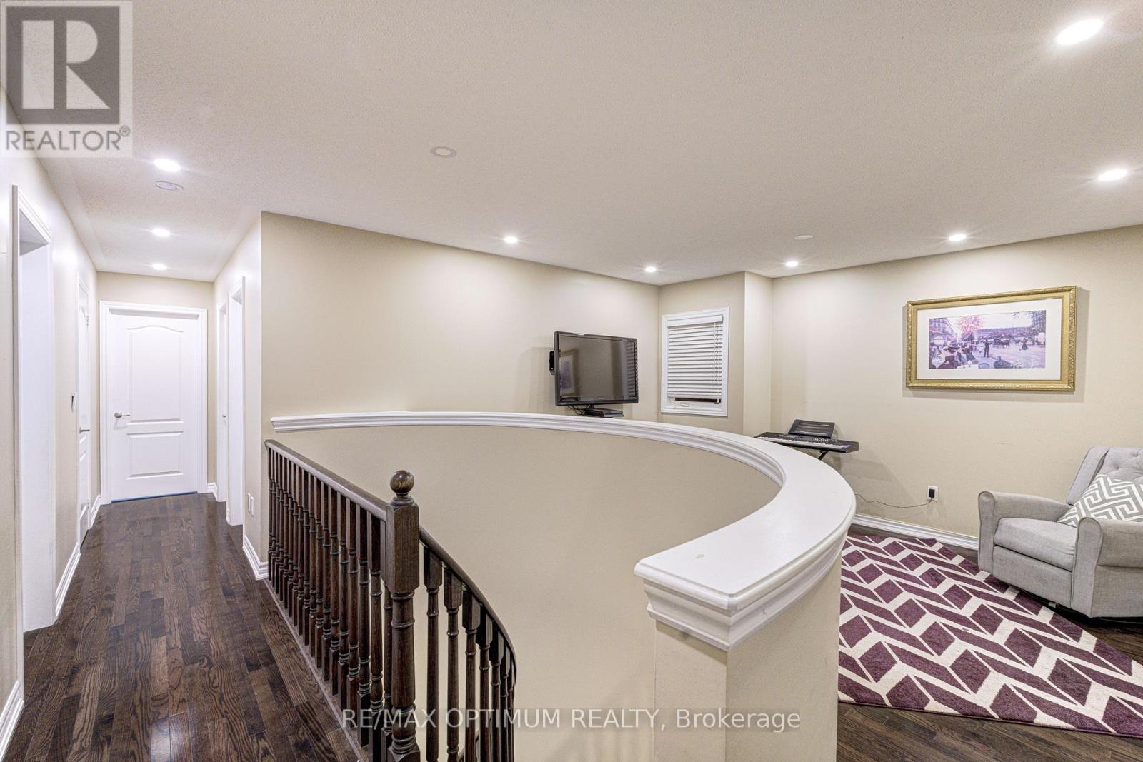 17 Elmcrest Drive, Brampton, ON photo 24